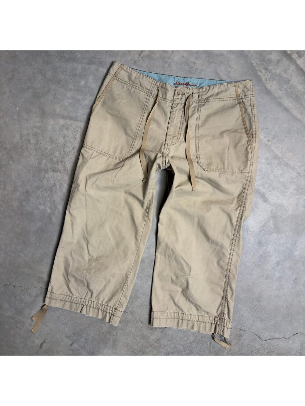 Eddie Bauer Capri Cargo Pants Womens 8 Beige Cotton